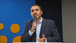 Governador Wanderlei Barbosa anuncia pagamento dos servidores e repasse do piso da enfermagem