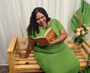 Livro ‘O Chamado da Escolhida’ mostra fé e superação na adolescência cristã