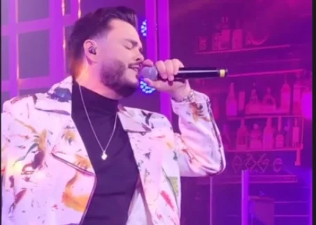 “Quero tocar o coração das pessoas”, destaca o piauiense Fabrício Renno que acaba de gravar o DVD ‘Toma uma comigo’ com repertório apaixonado