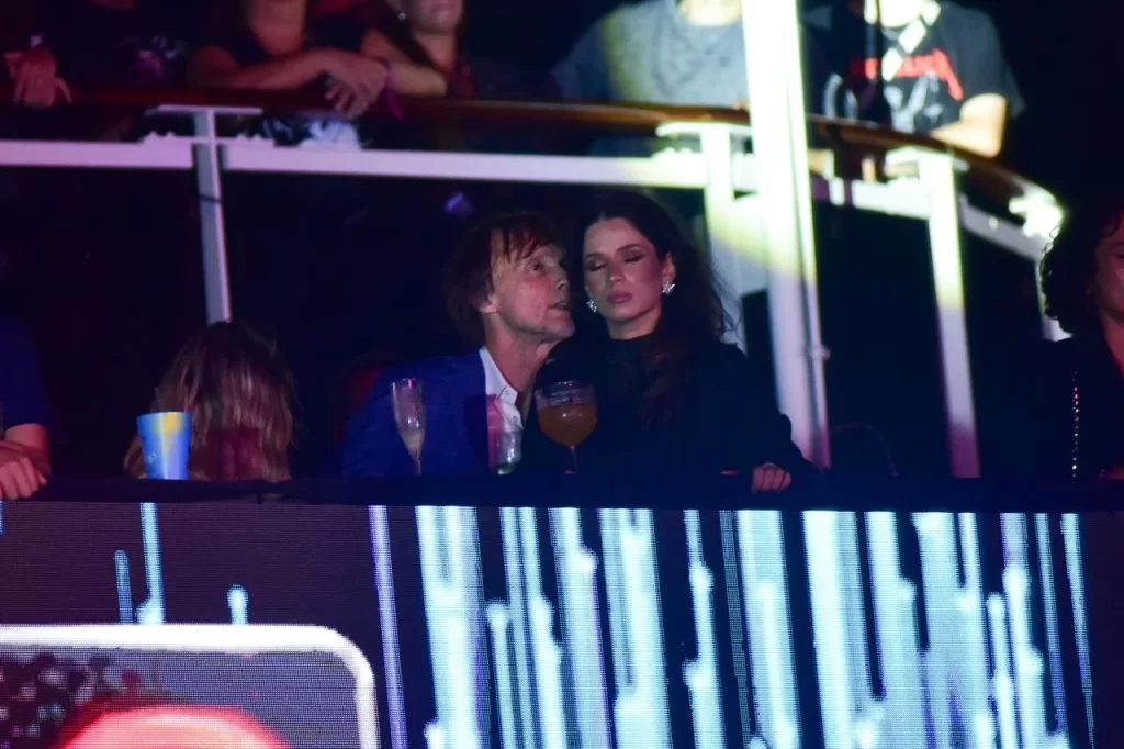 Marcelo Bonfá aproveita show no Rock Boat em clima de descontração