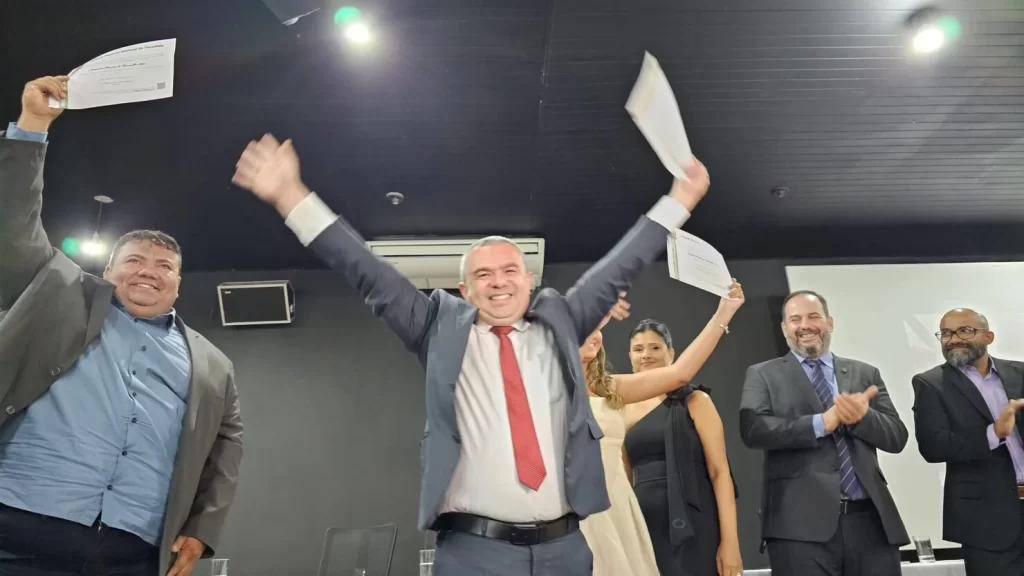“O trabalho dedicado sempre traz resultados”, afirma Ronivon Maciel ao celebrar vitória histórica