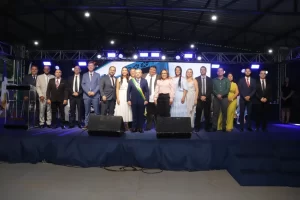 “O meu compromisso é entregar uma cidade melhor todos os dias”: Ronivon Maciel toma posse em Porto Nacional com promessas de avanços