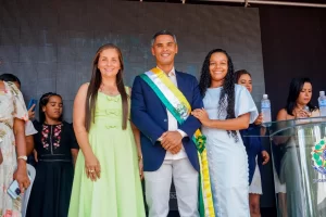 Raimundinho Brandão e Ana Cláudia São Empossados em Dia Festivo em Palmeirante