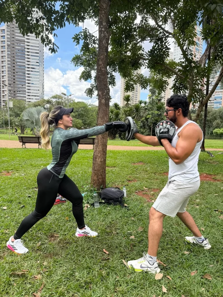 Socos na balança: como as lutas ajudam no emagrecimento e aceleram o metabolismo