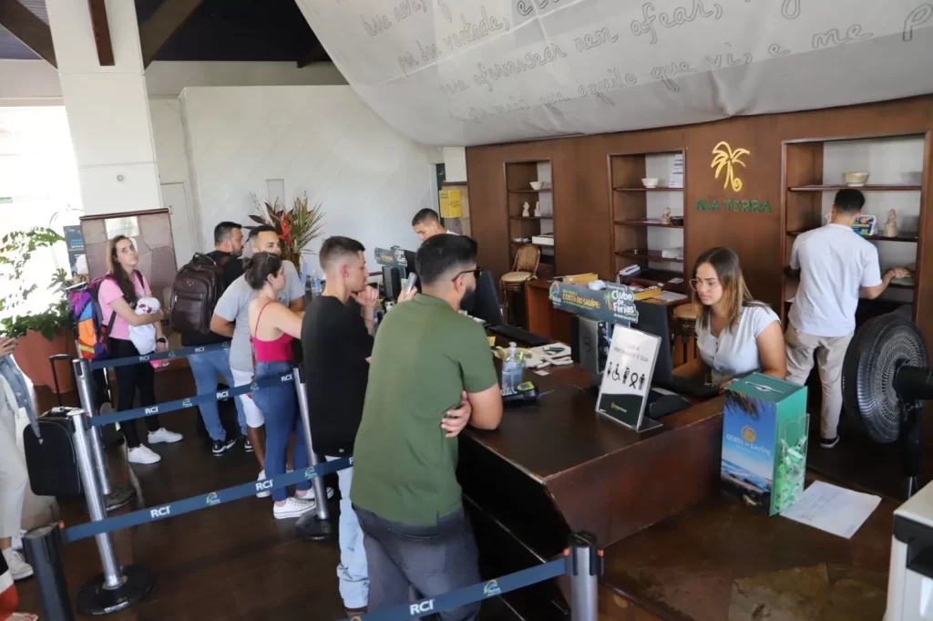 Turismo na Bahia gera mais de 2 mil empregos formais em fevereiro e consolida retomada do setor