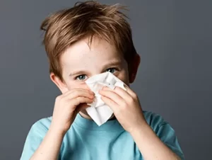 Casos de bronquiolite e pneumonia disparam entre crianças no Tocantins e pressionam rede hospitalar