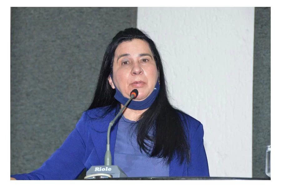 Amália decide não disputar 2026 e fortalece Sandoval Cardoso na corrida federal