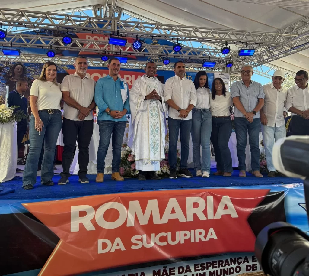 Amélio Cayres participa da Romaria da Sucupira, manifestação centenária no sudeste do Tocantins