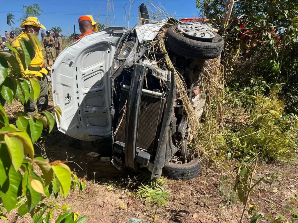 Acidente com oito vítimas em Araguatins deixa dois mortos e seis feridos na TO-010