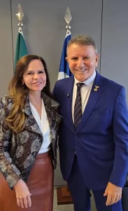 Podemos, senadora Dorinha Seabra e deputado Tiago Dimas manifestam apoio a Eduardo Siqueira Campos após prisão preventiva