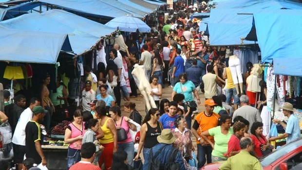Feira Hippie de Goiânia: tradição, diversidade e economia criativa na maior feira ao ar livre da América Latina