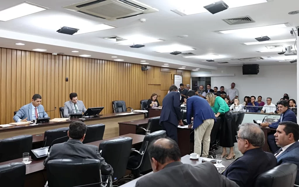 Clima tenso na Assembleia: rumores, cautela e cenário jurídico definindo em Brasília