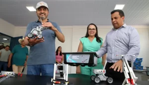 Governo do Tocantins entrega reforma de escola e inaugura praça em Buriti do Tocantins