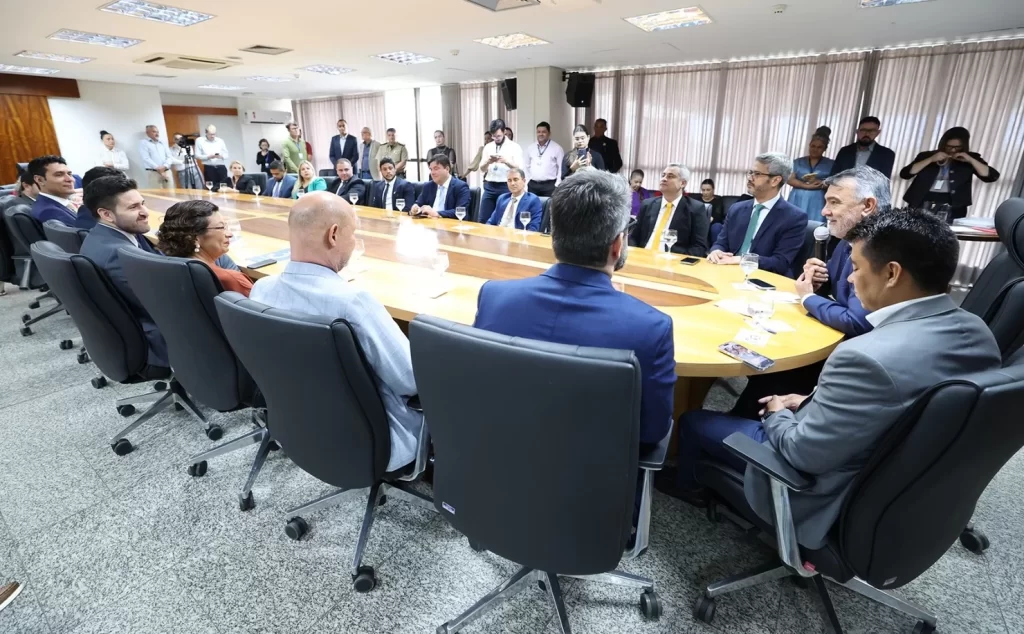 Assembleia Legislativa do Tocantins empossa novos procuradores após mais de 30 anos sem concurso