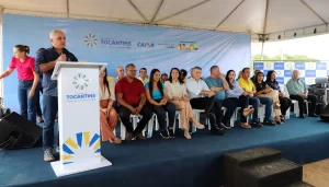 Lula entrega 1,8 mil moradias em cinco estados e afirma: “O povo quer dignidade”