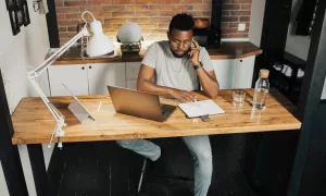 Home Office: Por que empreender dentro de casa é uma tendência crescente?