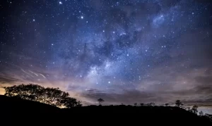 Céu do Tocantins em abril: espetáculo astronômico com chuva de meteoros e alinhamentos planetários