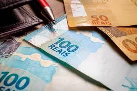 14º salário: saiba seus direitos e deveres e o que 2025 reserva aos trabalhadores