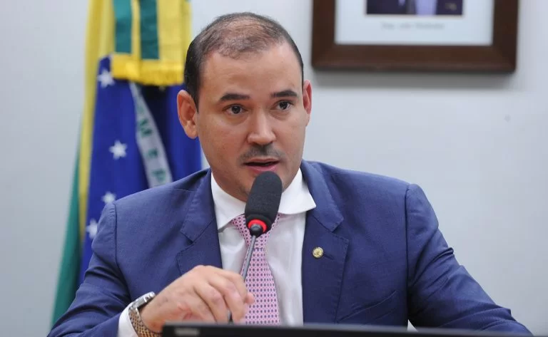 Vicentinho Júnior confirma pré-candidatura ao Senado: “Sou candidato de construção, não de imposição política”