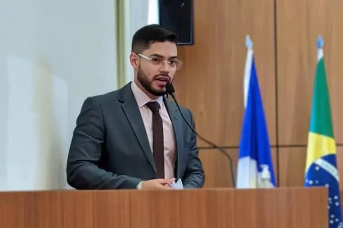 Defesa de Thiago Barbosa comemora decisão de Zanin que revoga prisão