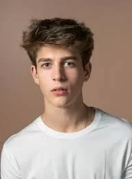 Giro da Fama: Antônio Zeni brilha em El Presidente: Jogo da Corrupção