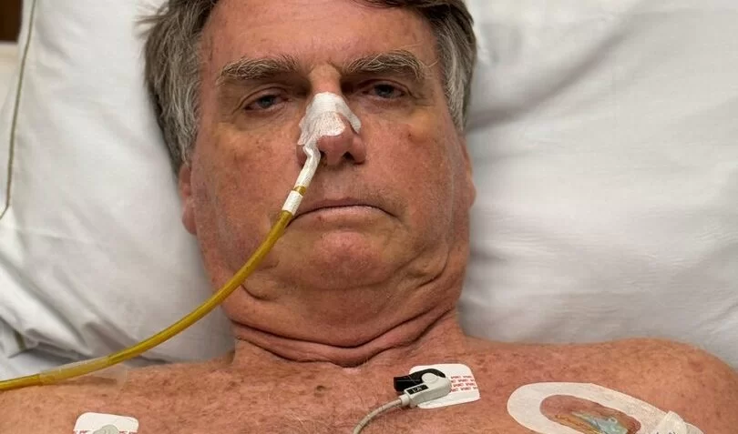 Saúde de Jair Bolsonaro: uma linha do tempo entre cirurgias, internações e impactos clínicos desde 2018