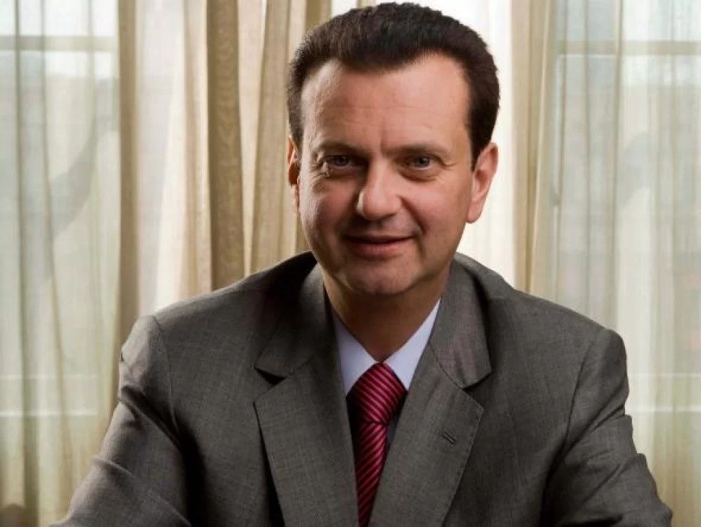 Kassab filia Laurez Moreira ao PSD e fortalece aliança com Irajá no Tocantins