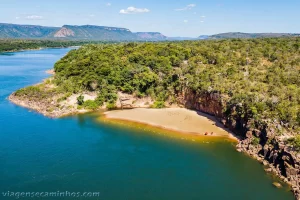 Trilha leve e banho de cachoeira atraem visitantes à Rota das Águas, em Miracema do Tocantins