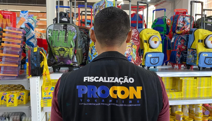 Procon Tocantins fiscaliza comércios e apreende mais de 6 mil produtos irregulares na Operação Volta às Aulas