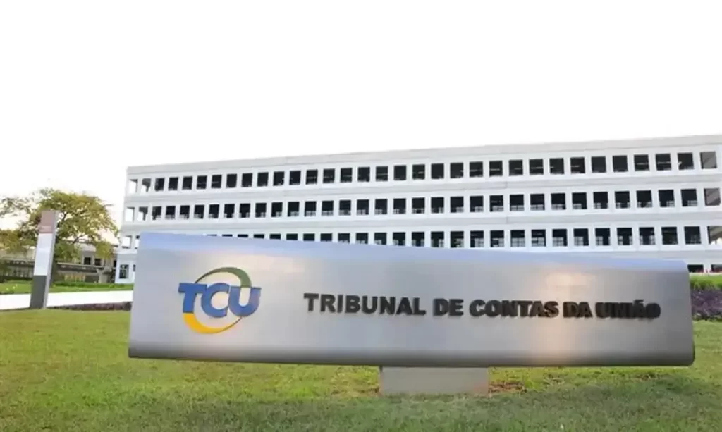 TCU Julga Contas do Programa Pé de Meia do Governo Lula