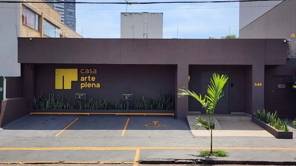 Casa Arte Plena se consolida como um dos principais players do mercado de arte do Centro-Oeste