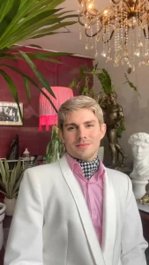 Riccardo San Martini: O Visionário Enigmático que Transforma a Cena Cultural Brasileira