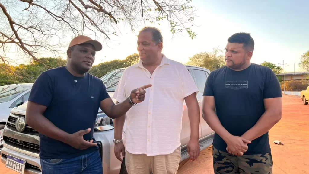 Eduardo Gomes anuncia recursos para balneário e destaca obras em Lagoa do Tocantins