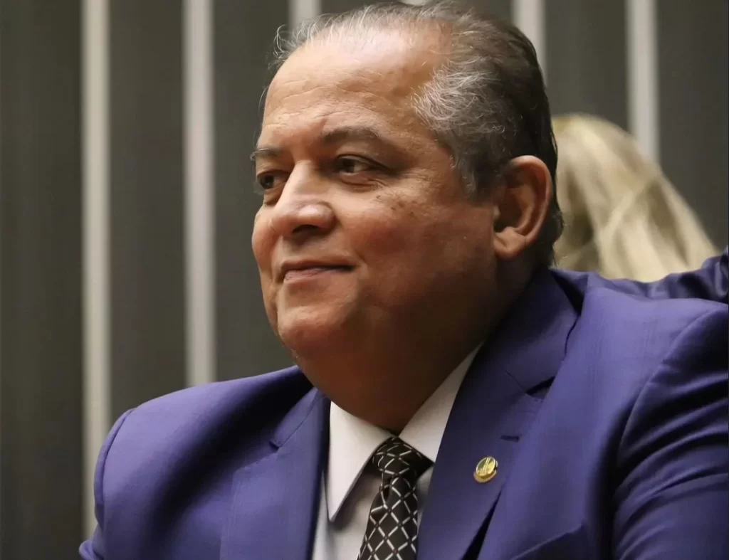 Eduardo Gomes garante mais de R$ 3,8 milhões para obras em Lagoa da Confusão, Barra do Ouro e Brasilândia