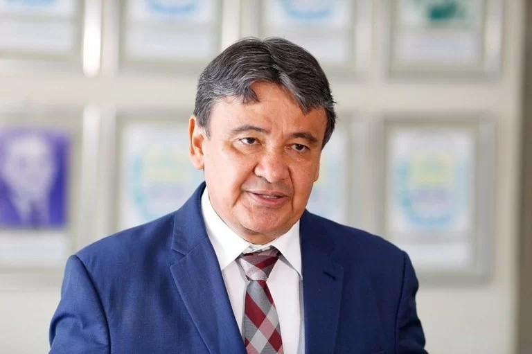 Ministro manda recado em nome de Luiz Inácio Lula da Silva a Laurez Moreira: “Você não está só” — evento expõe novas forças políticas no Tocantins