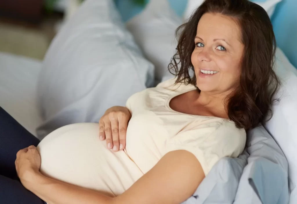 Gravidez após os 40 anos: entre avanços da medicina e desafios para a saúde materna e fetal