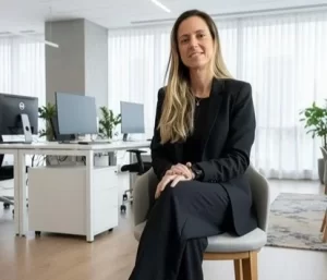 Soraya Siqueira leva sua trajetória de Equilíbrio e Propósito ao livro 4X1 Mulheres & Propósito