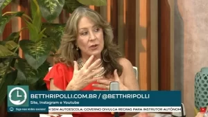 Betth Ripolli fala sobre o lançamento de “A Inteligência Artificial & Eu” no programa Bendita Hora, da Rede Vida