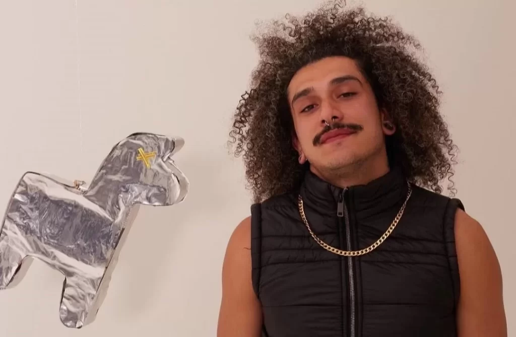 Cresp0 se inspira em Belchior e transforma vivências da periferia em poesia contemporânea