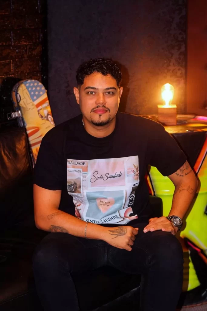 Matteo Mattos transforma a dor em melodia e reforça o poder do axé em “Sinto Saudade”