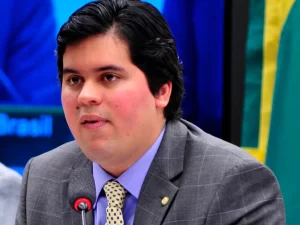 PP afasta ministro André Fufuca por descumprir orientação partidária e assume controle do diretório maranhense