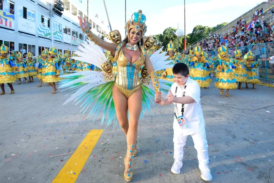 Da Sapucaí para os livros: Gabriel Loiola vira símbolo de inclusão e inspiração para a literatura infantil