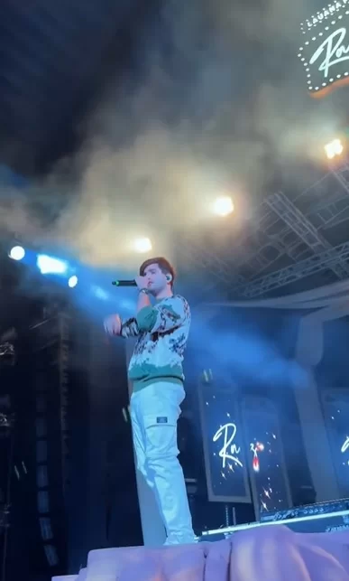 Lelis divide holofotes com Lauana Prado e entra no radar da Universal Music