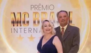 Adri Tolardo – Quando a arte encontra o amor e a determinação