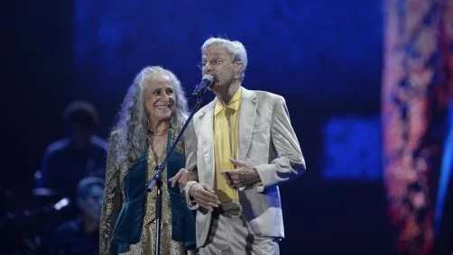 Maria Bethânia estreia no Grammy Awards aos 79 anos com álbum ao vivo ao lado de Caetano Veloso