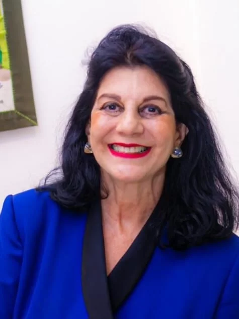 Arquitetura minimalista une elementos de vanguarda e bem-estar