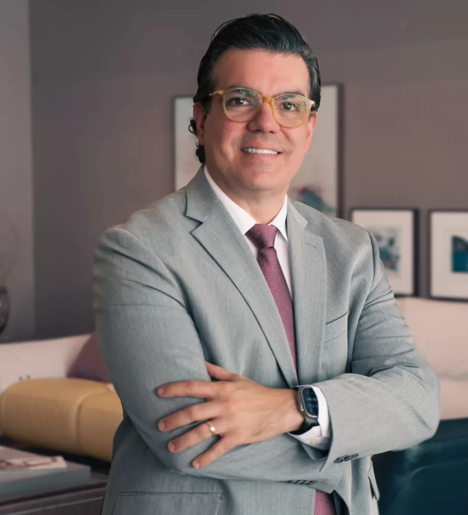 Dr. Érico Diógenes destaca evolução no diagnóstico e terapias minimamente invasivas