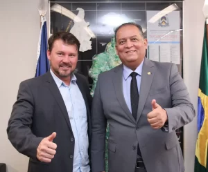 Eduardo Gomes garante mais de R$ 2 milhões para anel viário e pavimentação em Campos Lindos