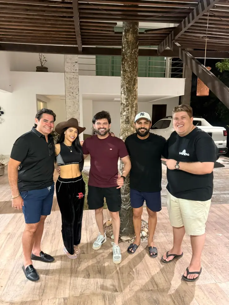 Dr. Ever comemora sucesso de “Conveniência” ao lado de Flay, Thullio Milionário e Raí Saia Rodada em Natal