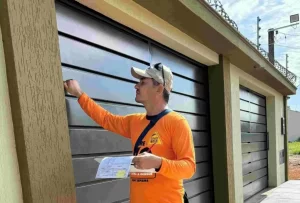 Porto Nacional instala armadilhas para mapear focos de Aedes aegypti e mobiliza população no combate à dengue